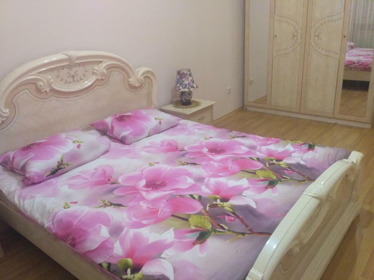 Appartamento Doba - 2 Mukačevo Esterno foto